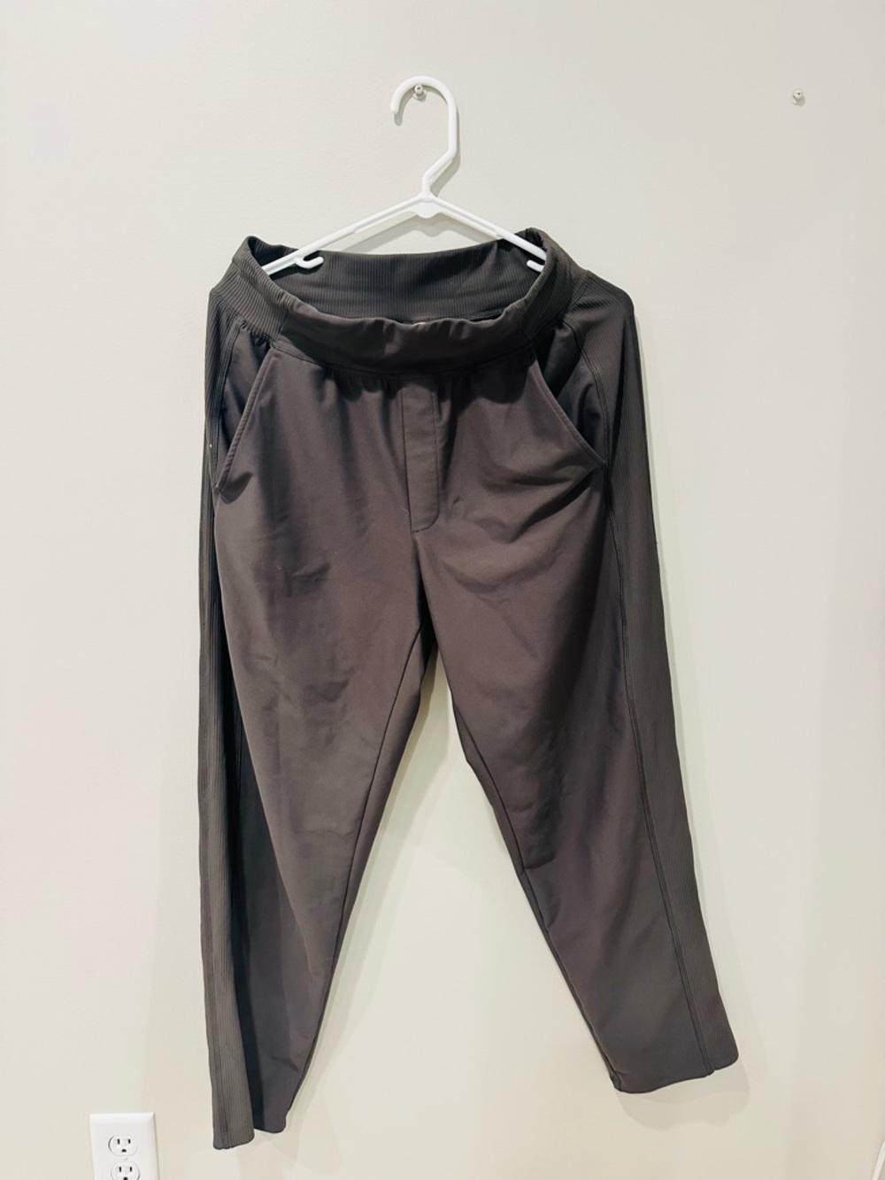 Old Navy Women’s Dark Gray Track Jogger Pants